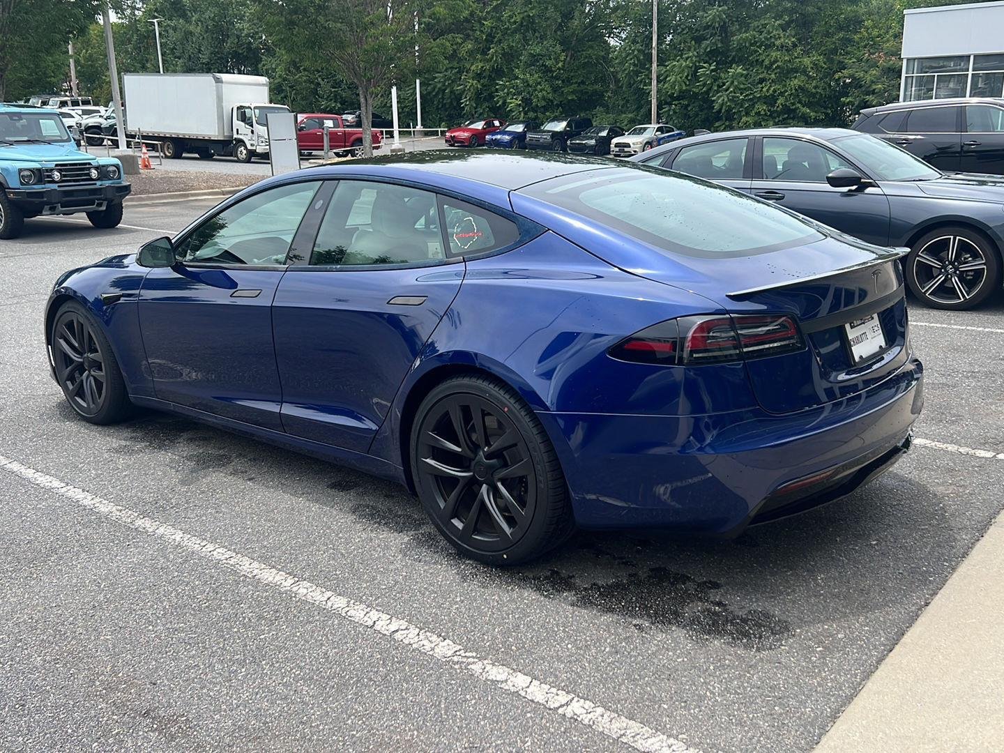 Used 2022 Deep Blue Metallic Tesla Base image 4