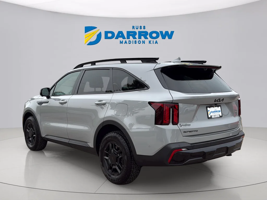 Certified Used 2026 Wolf Gray Kia X-Pro SX Prestige image 3