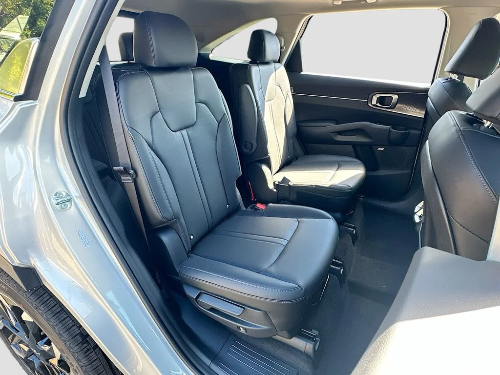 2026 Kia Sorento EX - Photo 29