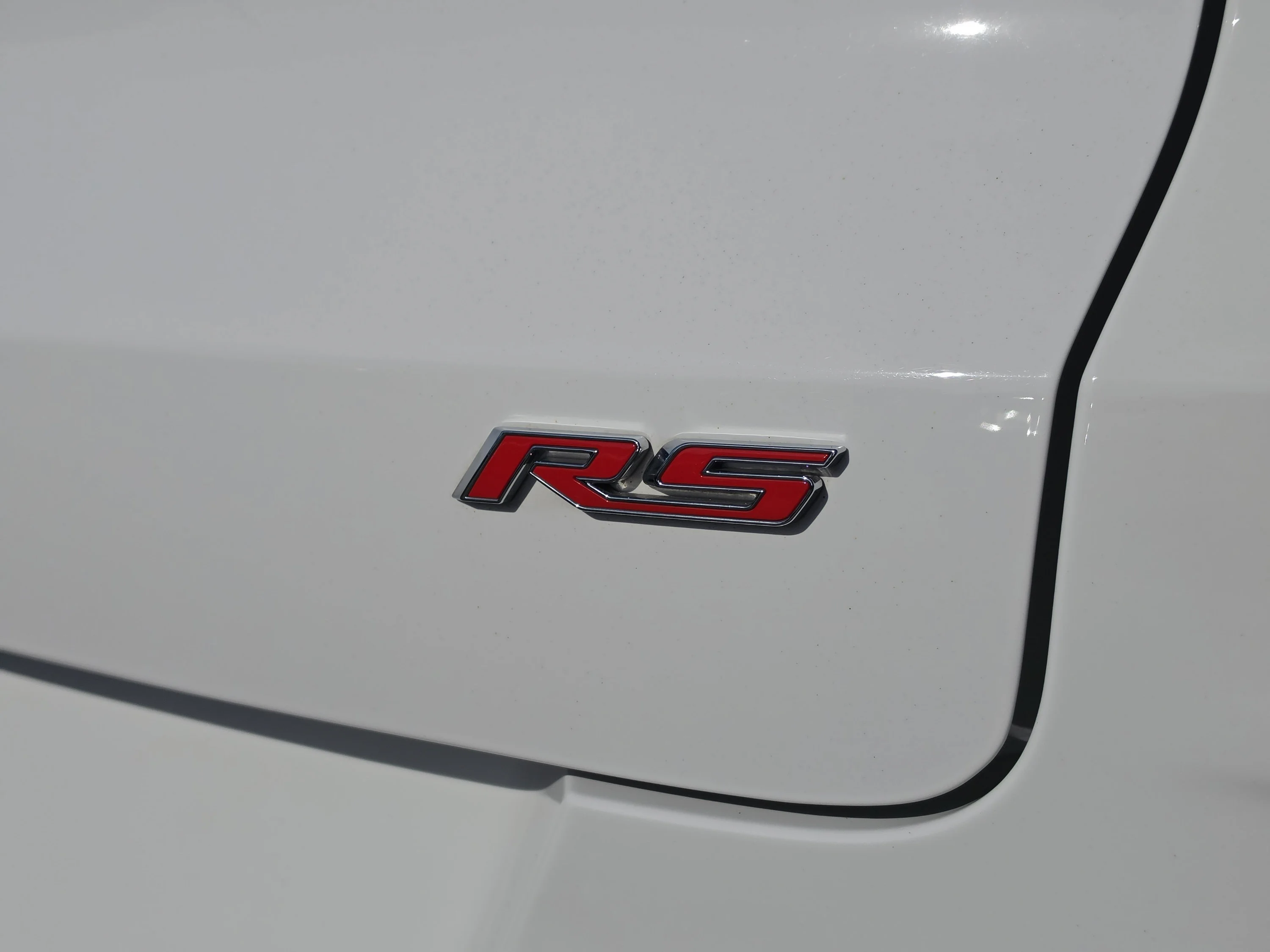 Used 2023 Summit White Chevrolet RS image 16