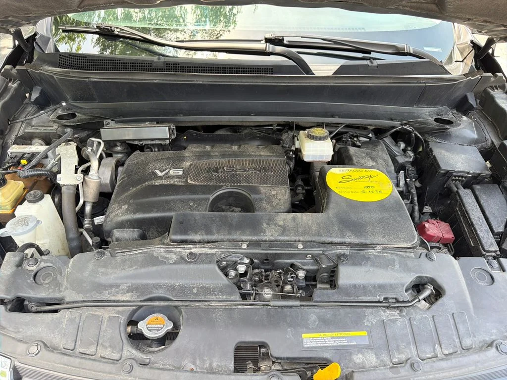 Used 2020 Gray Nissan S image 25