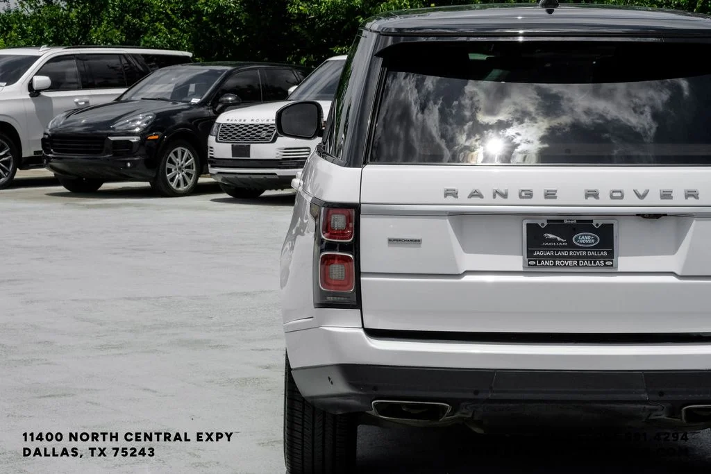 Used 2019 Fuji White Land Rover 5.0L V8 Supercharged image 59