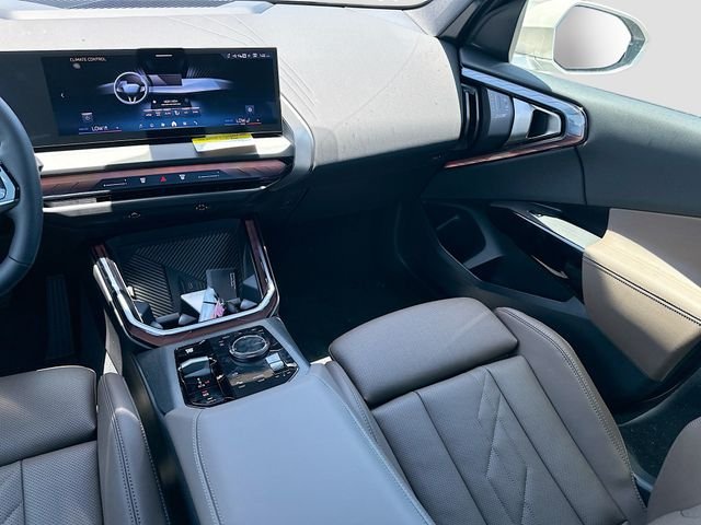 New 2026 Beige BMW 30 xDrive image 18