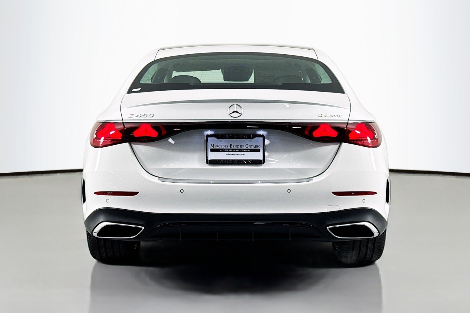 New 2026 Polar White Mercedes-Benz E 450 4MATIC® Sedan image 3