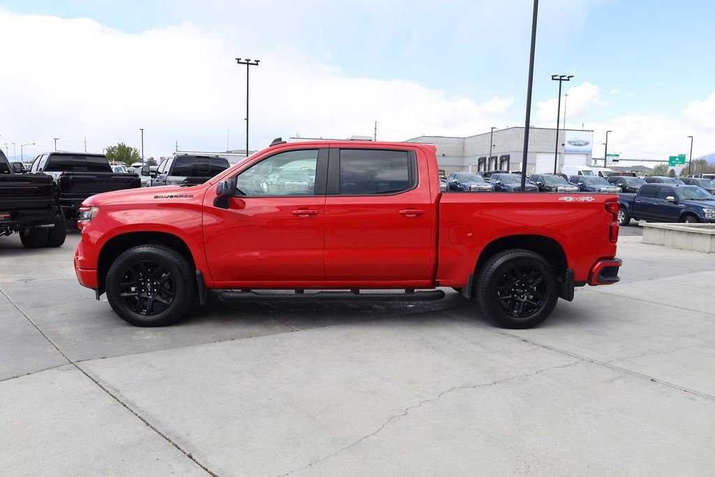 Used 2023 Red Chevrolet RST image 3