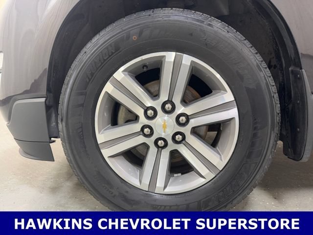 Used 2015 TUNGSTEN METALLIC Chevrolet LT image 39