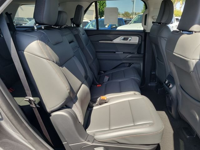 New 2026 Carbonized Gray Metallic Ford Active image 19