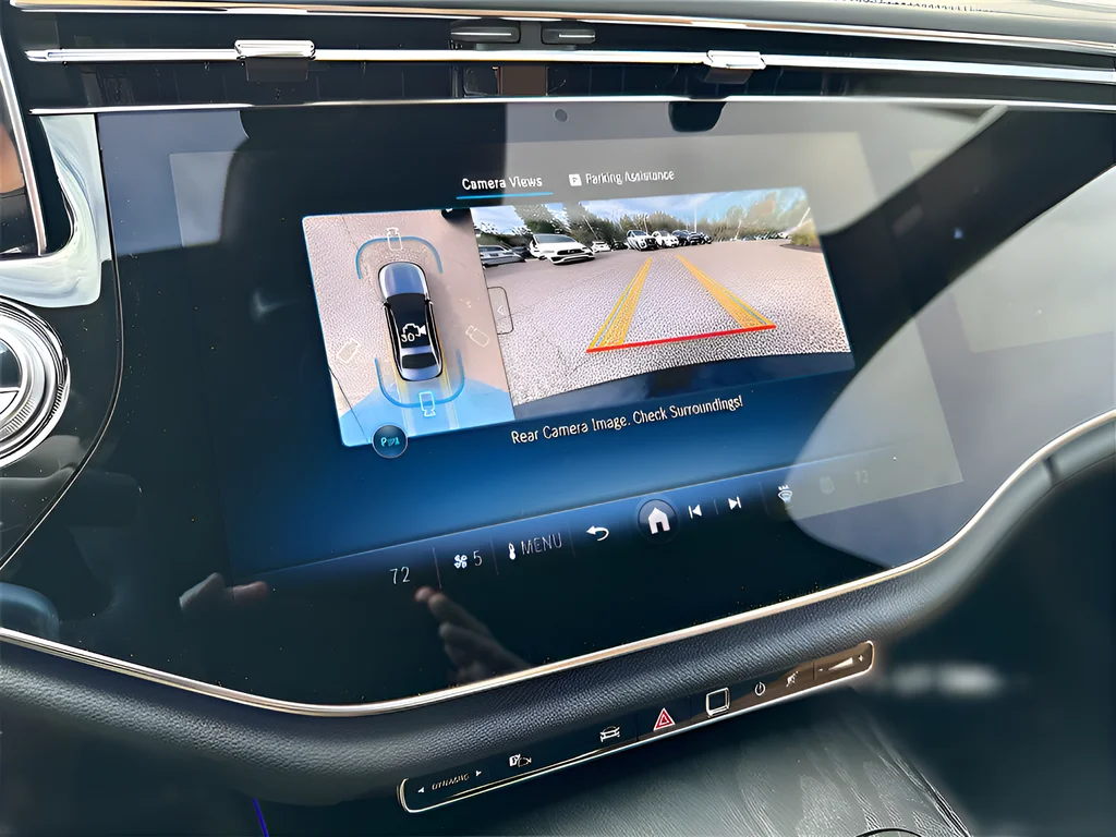 2026 Mercedes-Benz E-Class E350 - Photo 17