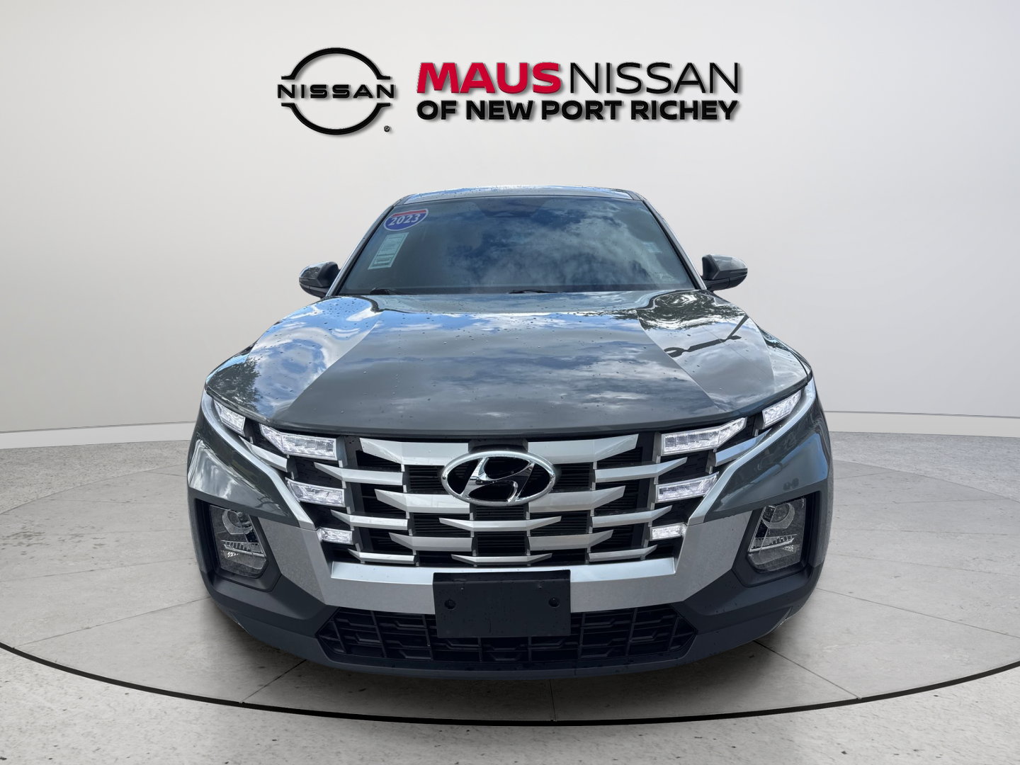 Used 2023 Gray Hyundai SEL image 3