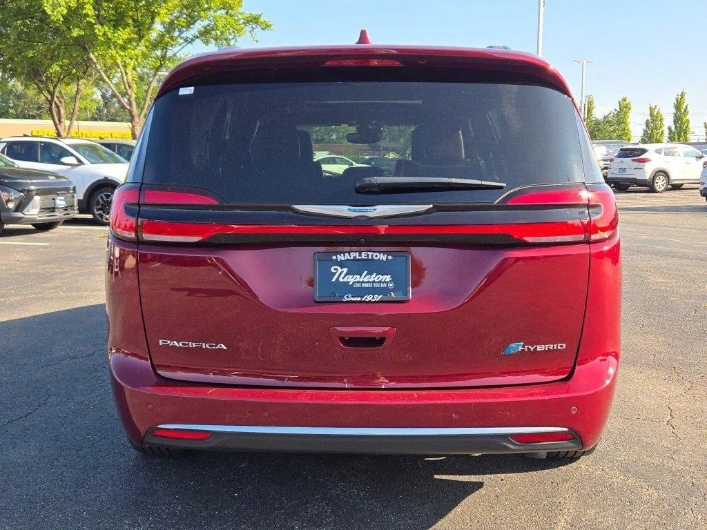Used 2021 Velvet Red Pearlcoat Chrysler Hybrid Limited image 12