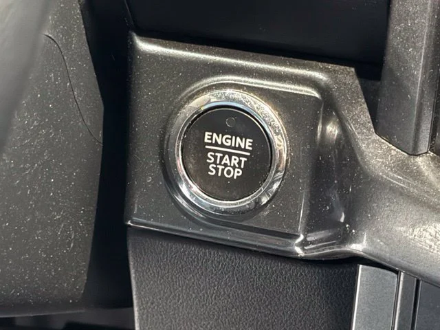Used 2022 Gray Ford XLT image 15