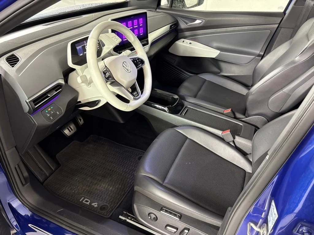 Used 2021 Blue Volkswagen 1st Edition image 31
