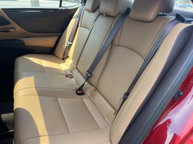 Certified Used 2020 MATADOR RED MICA Lexus 300h image 22