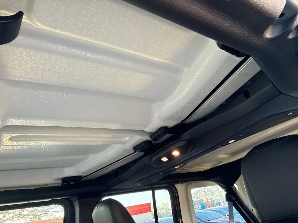 New 2026 Anvil Clear-Coat Exterior Paint Jeep Sahara image 22