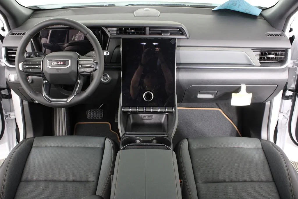 2026 GMC Terrain AT4 - Photo 25