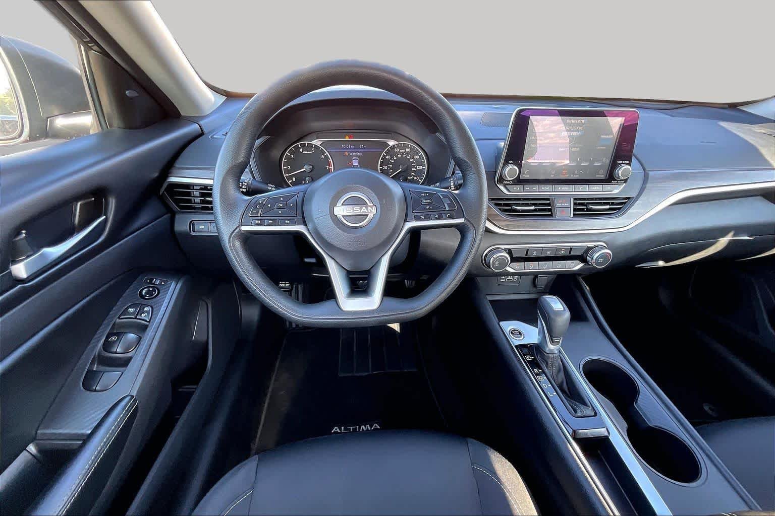 Used 2025 Super Black Nissan SV image 6
