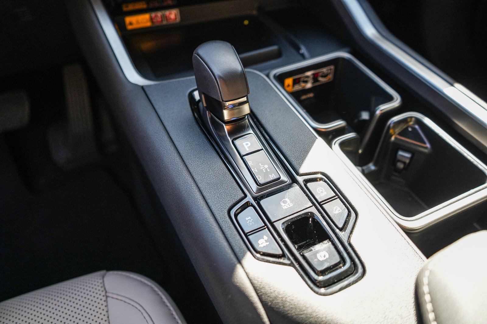 2025 Lexus TX Base - Photo 16