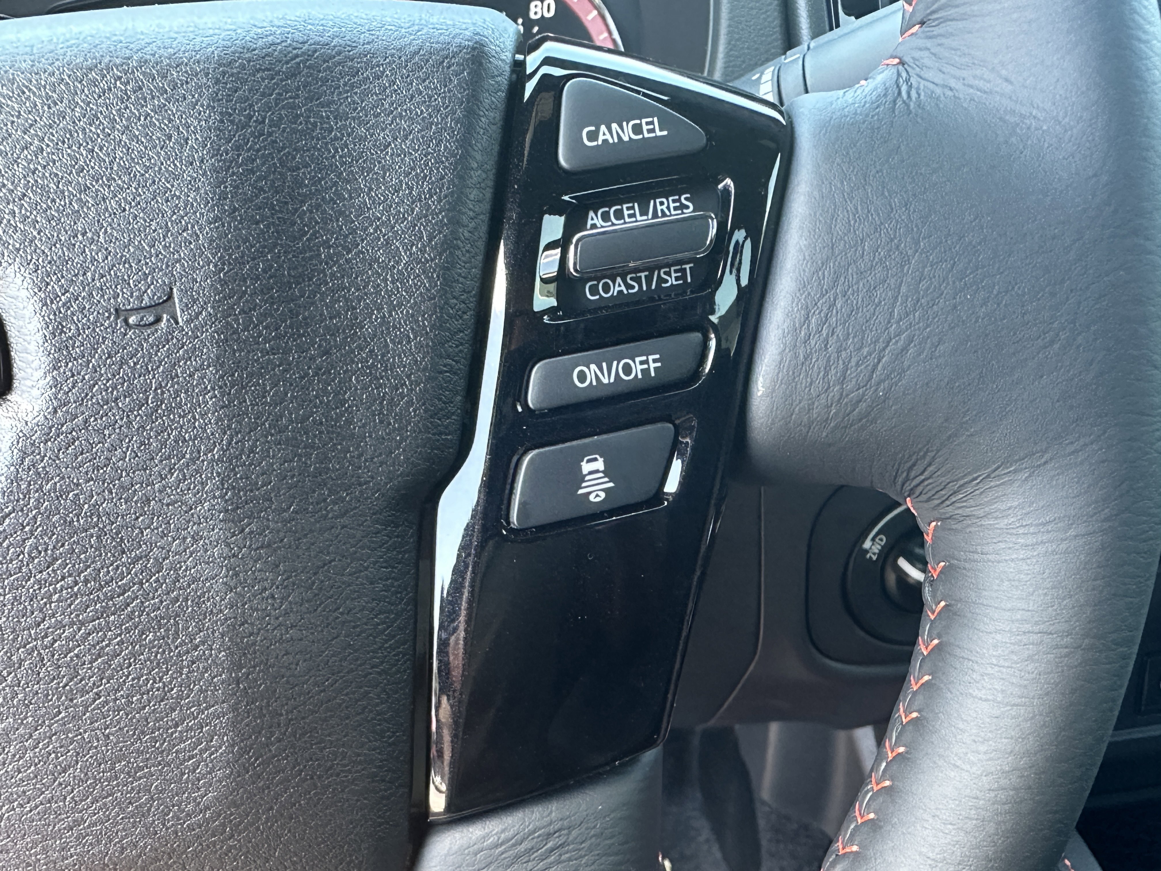 2025 Nissan Frontier PRO-4X - Photo 28