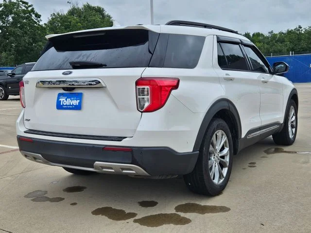 Used 2022 White Metallic Ford XLT image 4