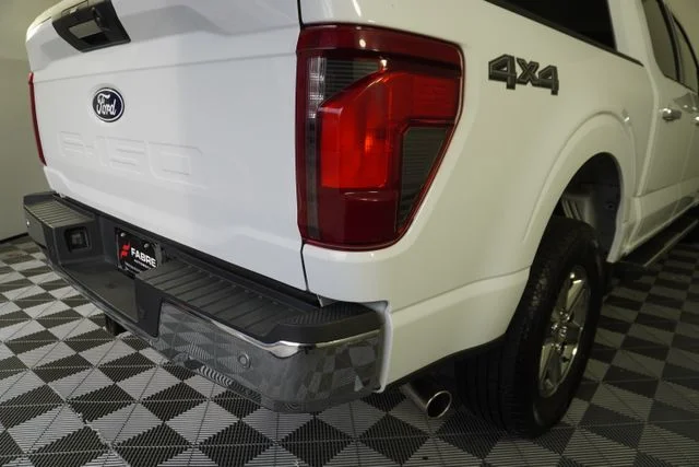 Used 2024 White Ford XLT image 14