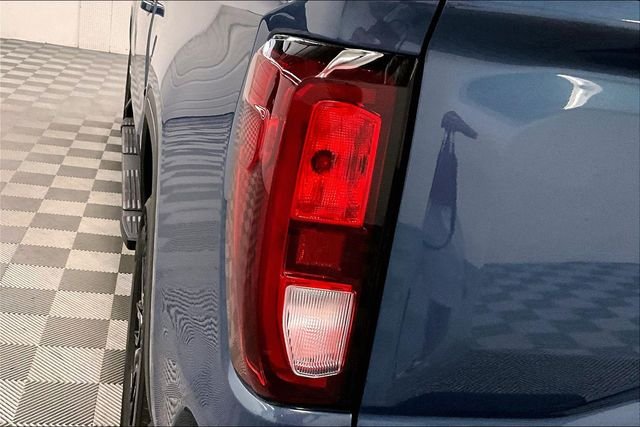 Used 2024 Downpour Metallic GMC Elevation image 36
