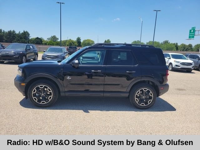 New 2026 Shadow Black Ford Outer Banks® image 3