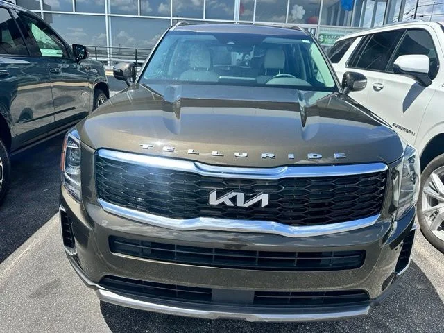 Used 2022 Green Kia S image 5