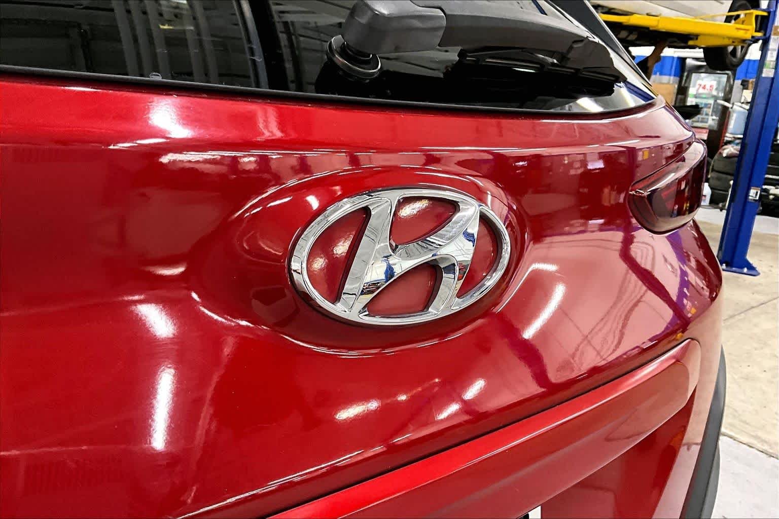 Used 2019 Black Roof Hyundai SEL image 10