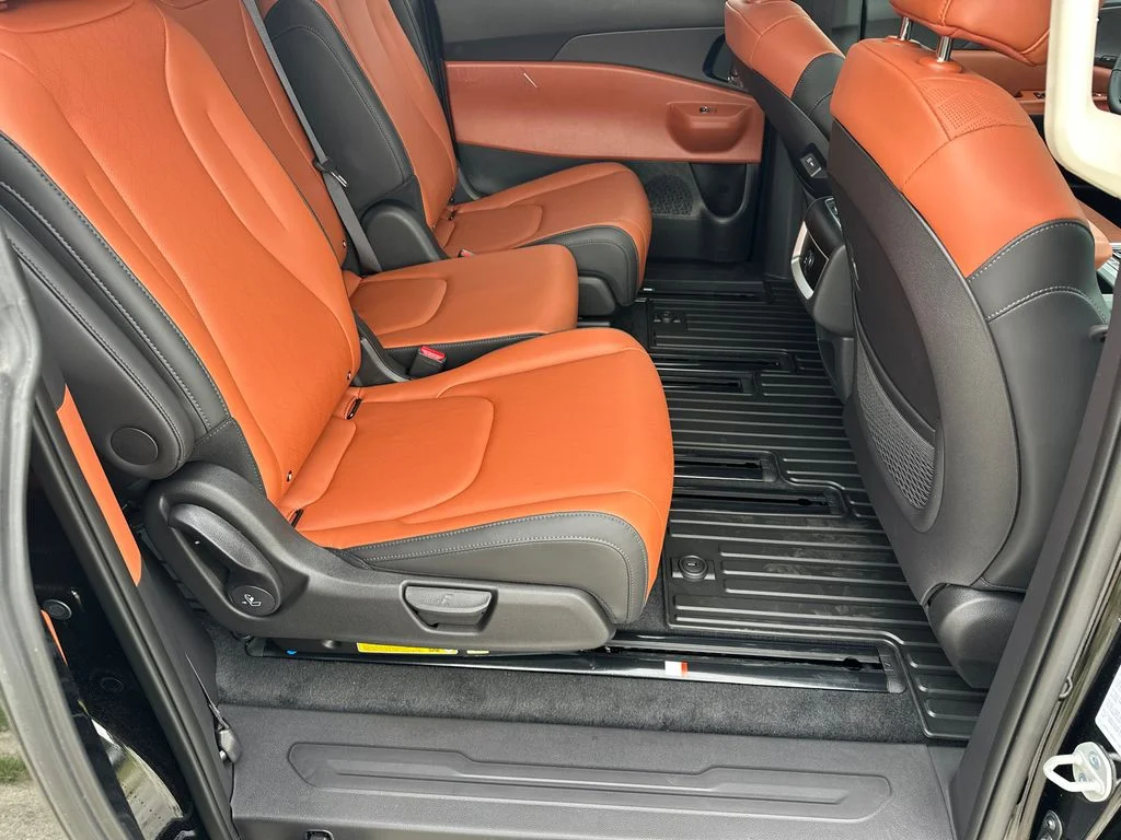 New 2026 Black Kia EX image 15
