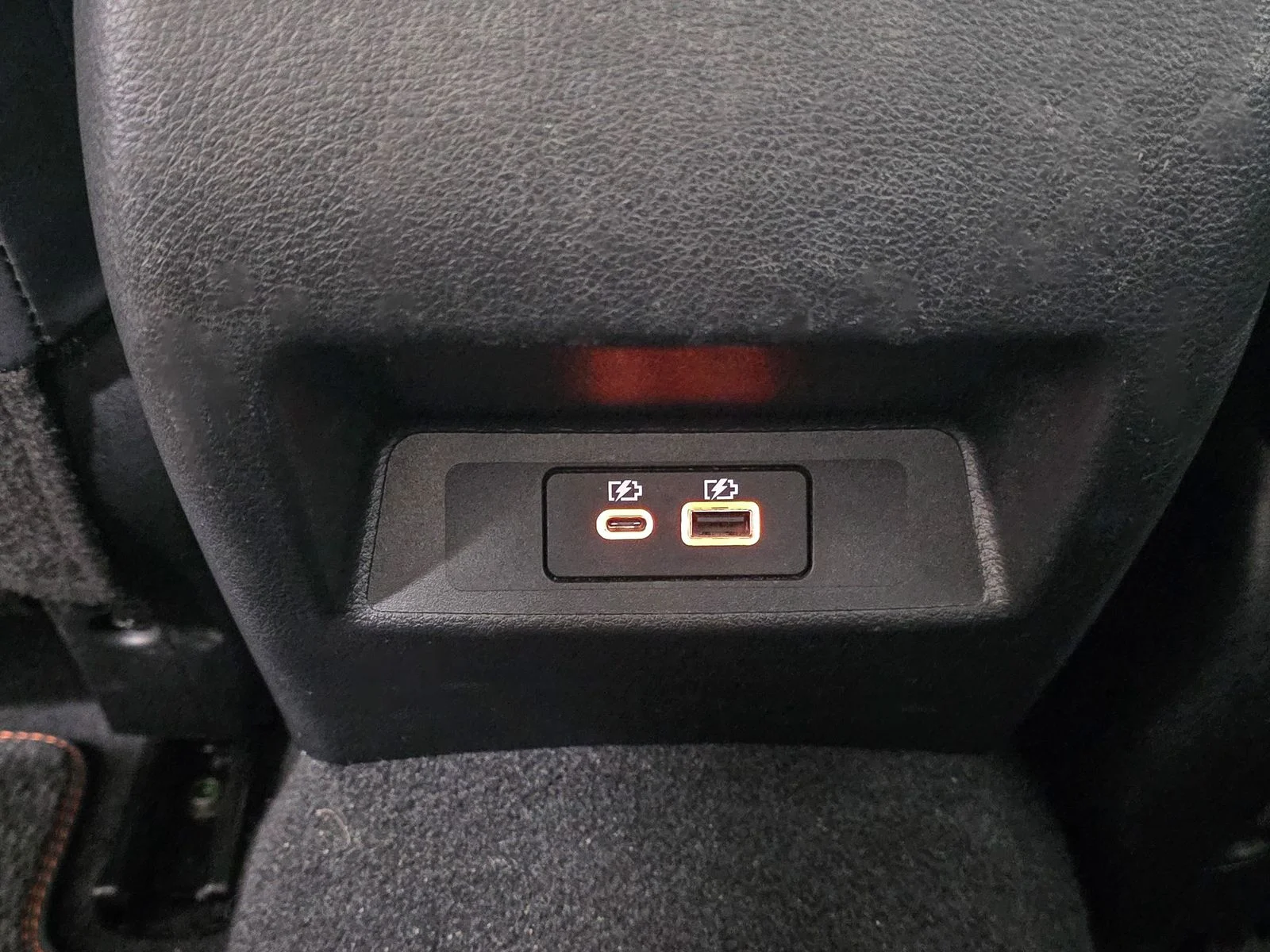 Used 2025 Black Nissan 2.5 SR image 23