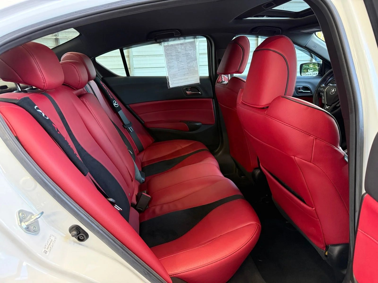 Used 2022 White Acura Premium and A-SPEC Packages image 18