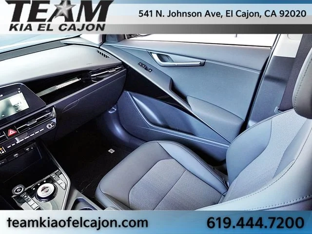 New 2026 Black Kia Wind image 25
