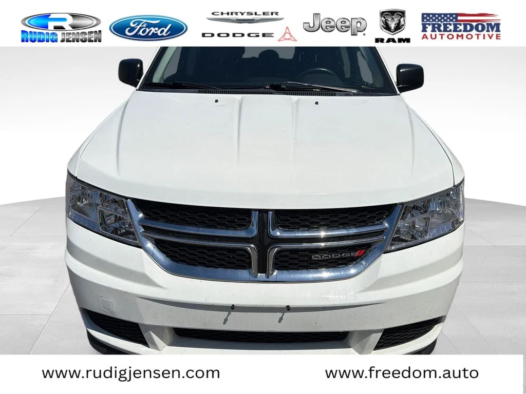Used 2018 White Dodge SE image 8