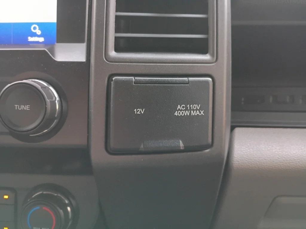 Used 2022 Oxford White Ford XL image 37