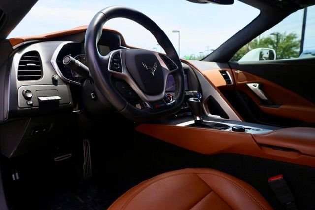 Used 2016 White Chevrolet Z06 image 2