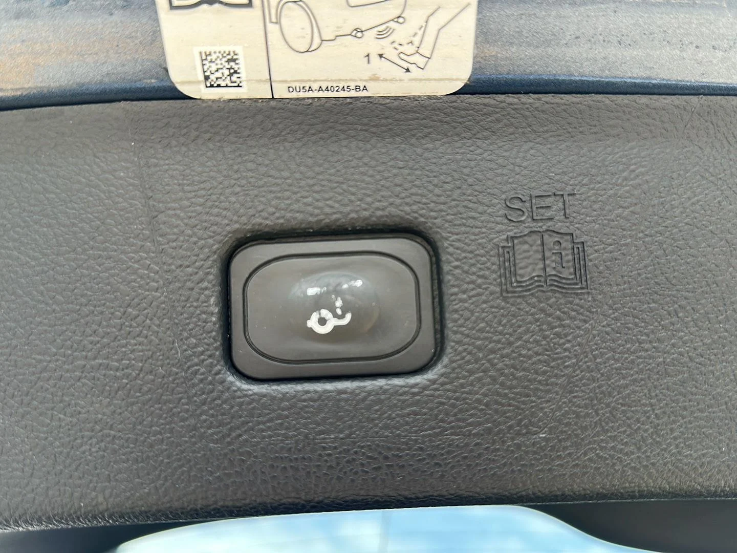 Used 2019 Blue Metallic Ford SEL image 31