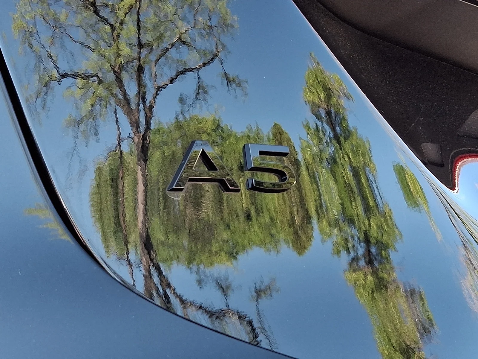 Used 2025 Mythos Black Metallic   0E0e Audi Premium Plus image 31