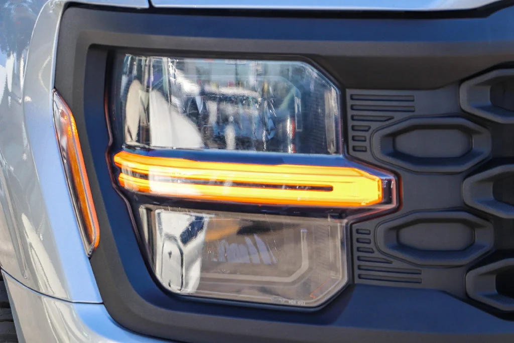 Used 2024 Silver Ford XL image 4