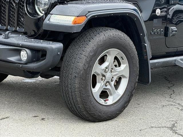Used 2021 Black Clearcoat Jeep Freedom image 25
