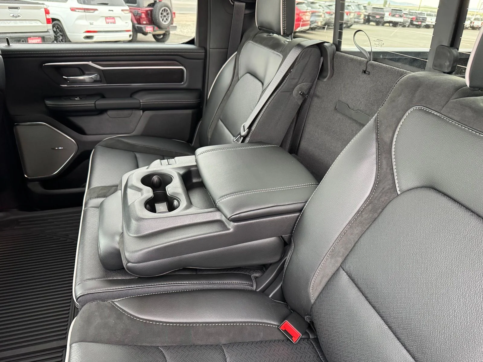 New 2026 Silver Zynith Exterior Paint RAM Laramie image 32