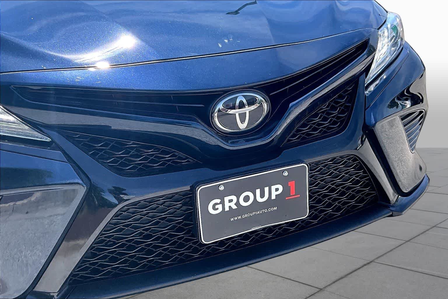 Used 2020 Galactic Aqua Mica Toyota XSE image 29