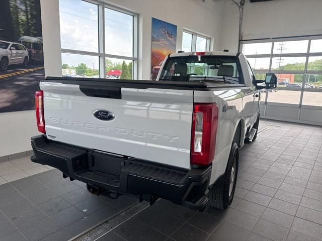 Used 2024 White Ford XL image 5
