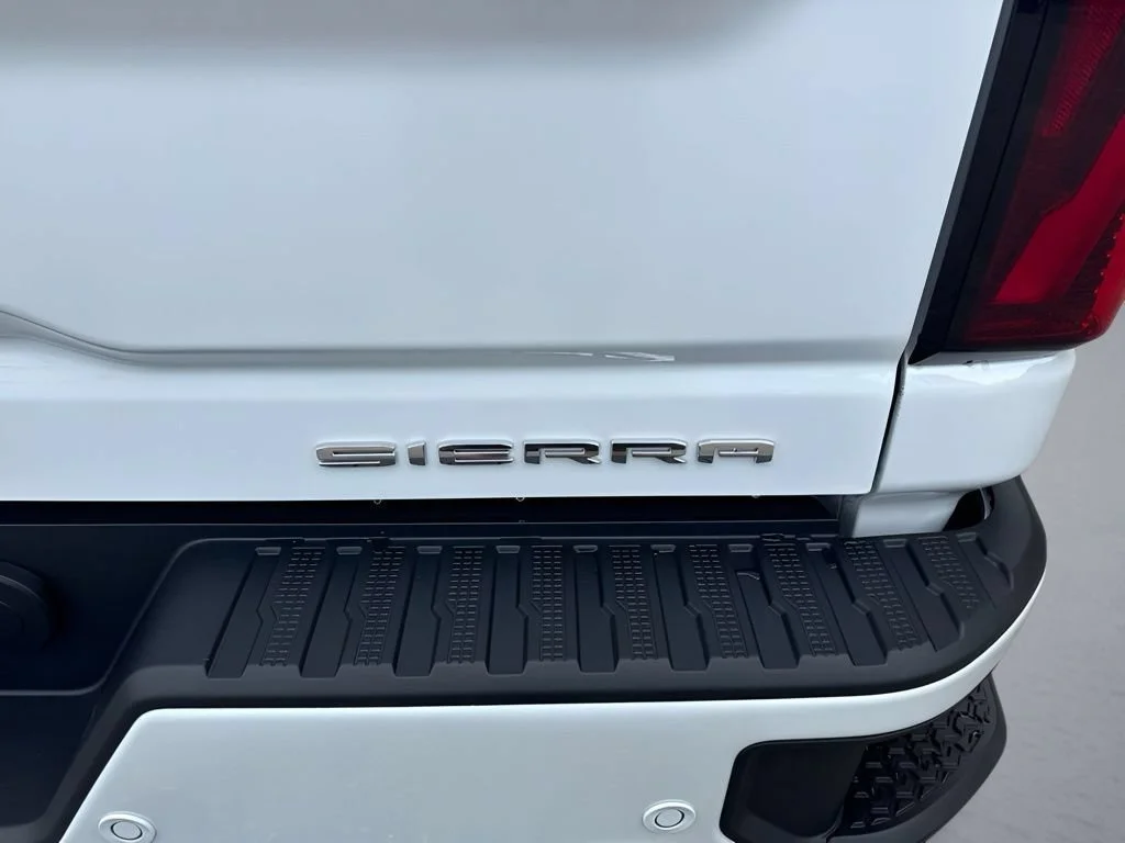New 2026 Glacier White Tricoat GMC Denali Ultimate image 40