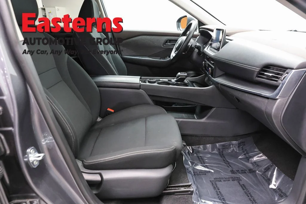 Used 2023 Gray Nissan S image 25