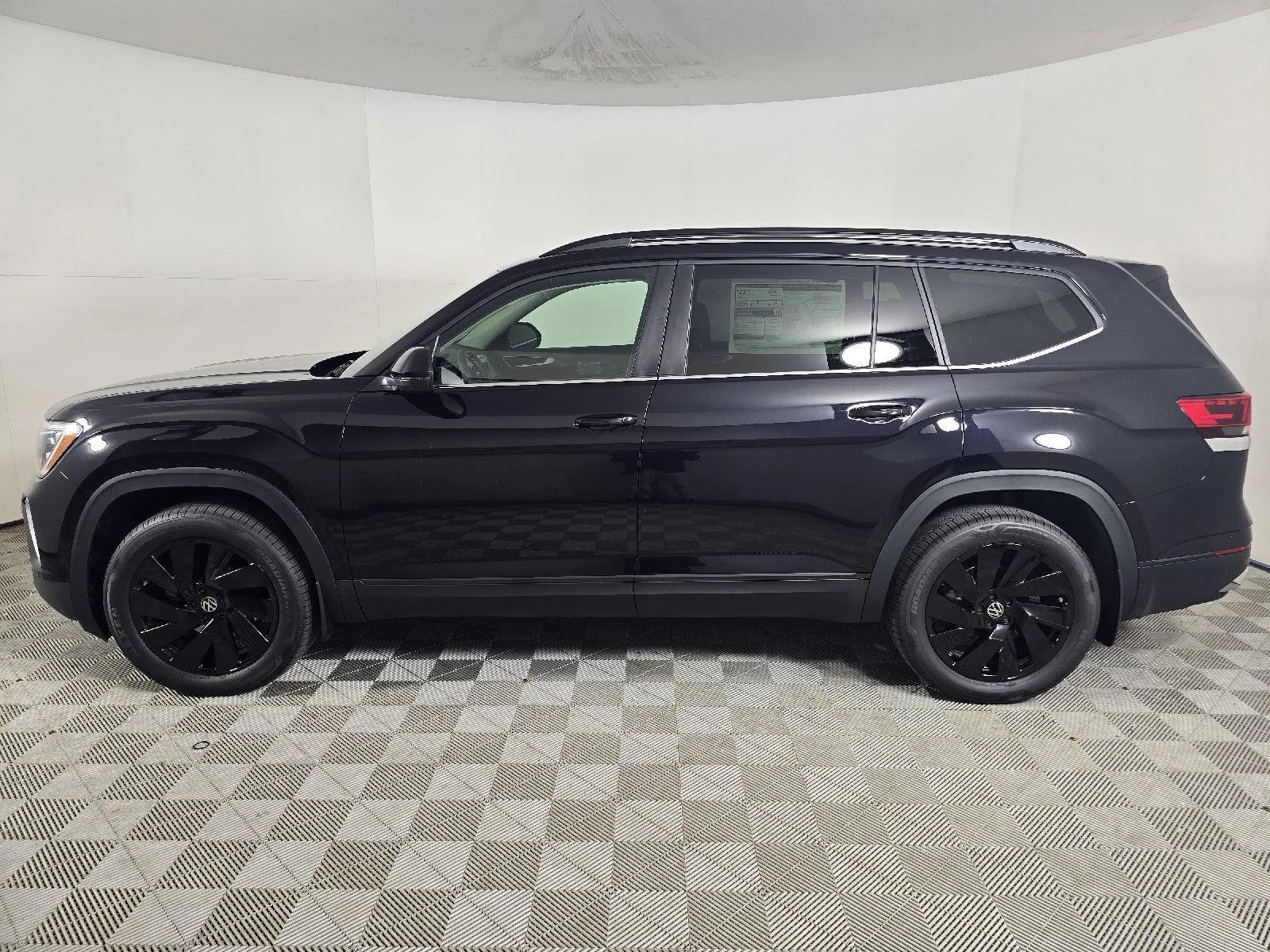 New 2026 Deep Black Pearl Volkswagen 2.0T SE w/Technology image 3