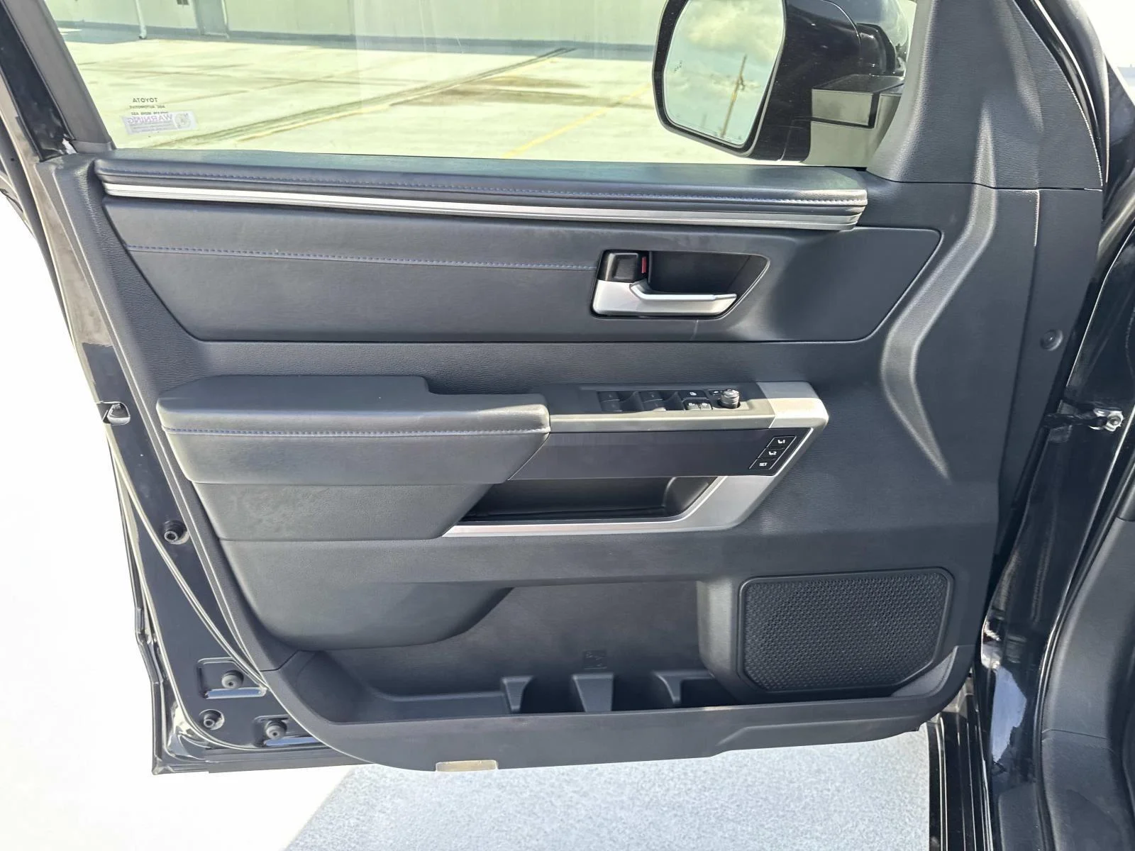 2022 Toyota Tundra Platinum - Photo 19