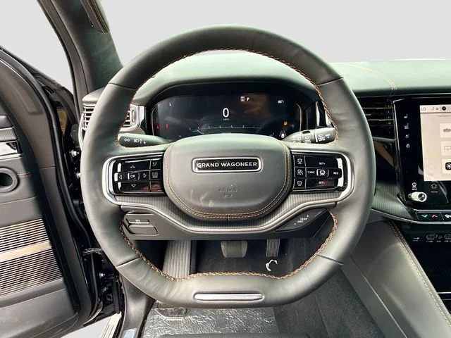 New 2026 High Gloss Black Exterior Paint Jeep Summit Reserve image 8