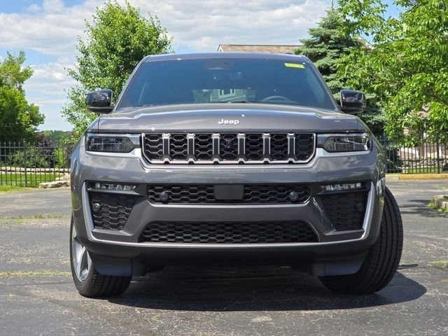 New 2026 Baltic Gray Metallic Clearcoat Jeep Limited image 3