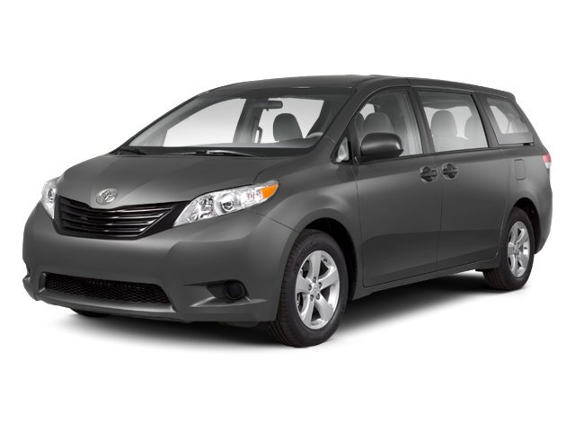 Used 2013  Toyota XLE image 1