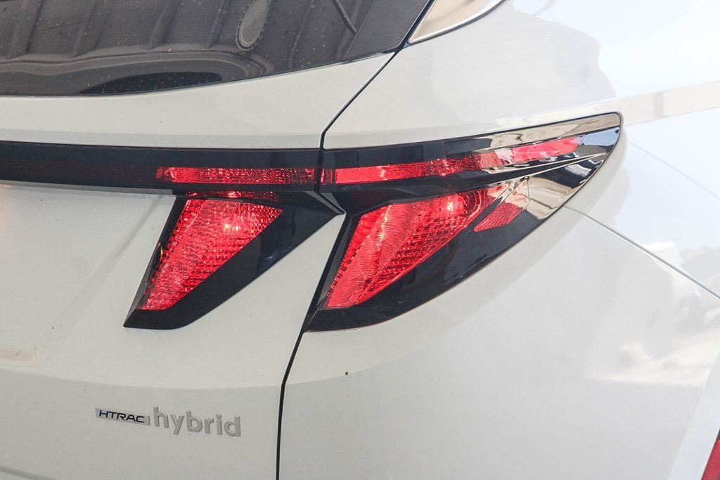 New 2026 White Hyundai SEL image 9